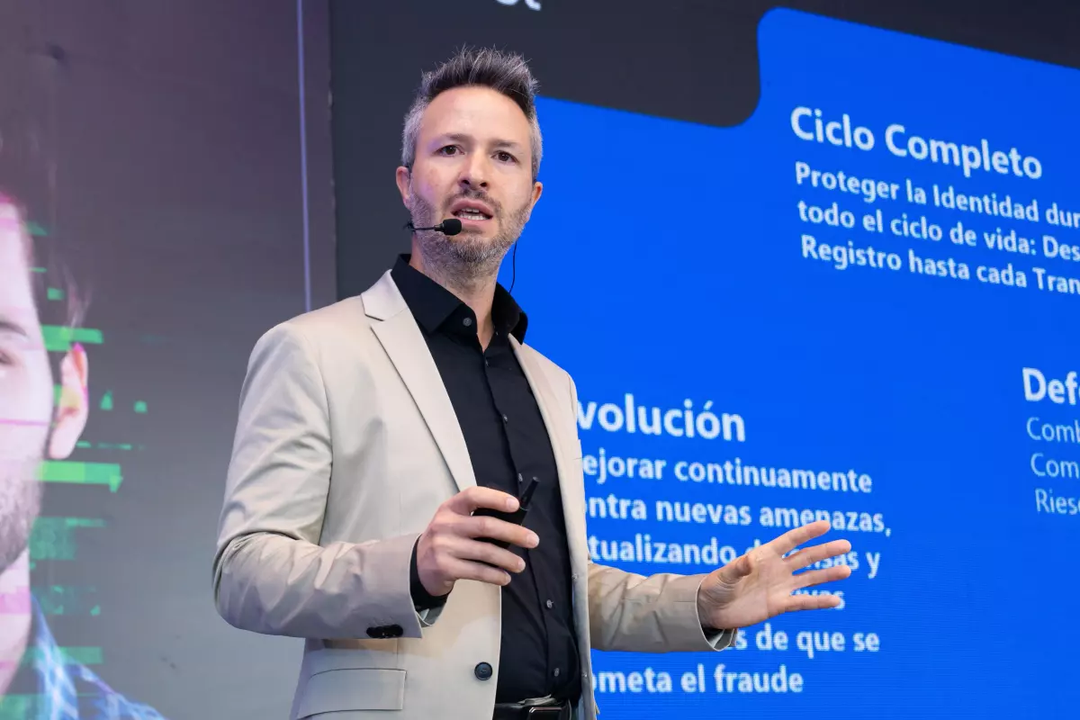 Javier Barrachina durante su intervención en Digital Trust Meet México 2025